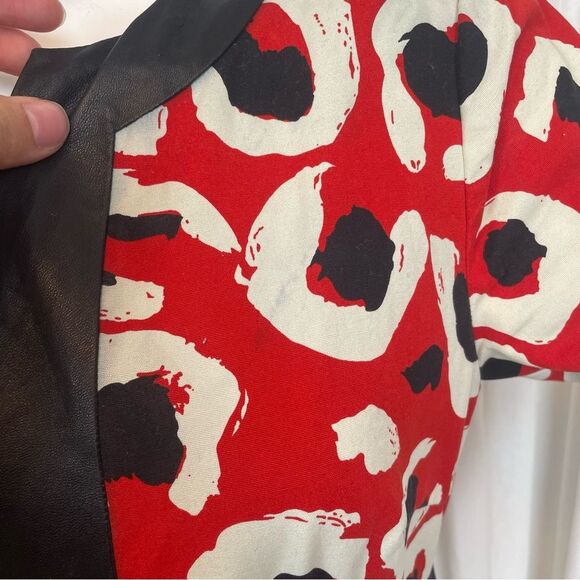 GUCCI- Pre-Fall 2014 Red and Black Leopard Print A Line Dress Size 40 - Picture 5 of 13